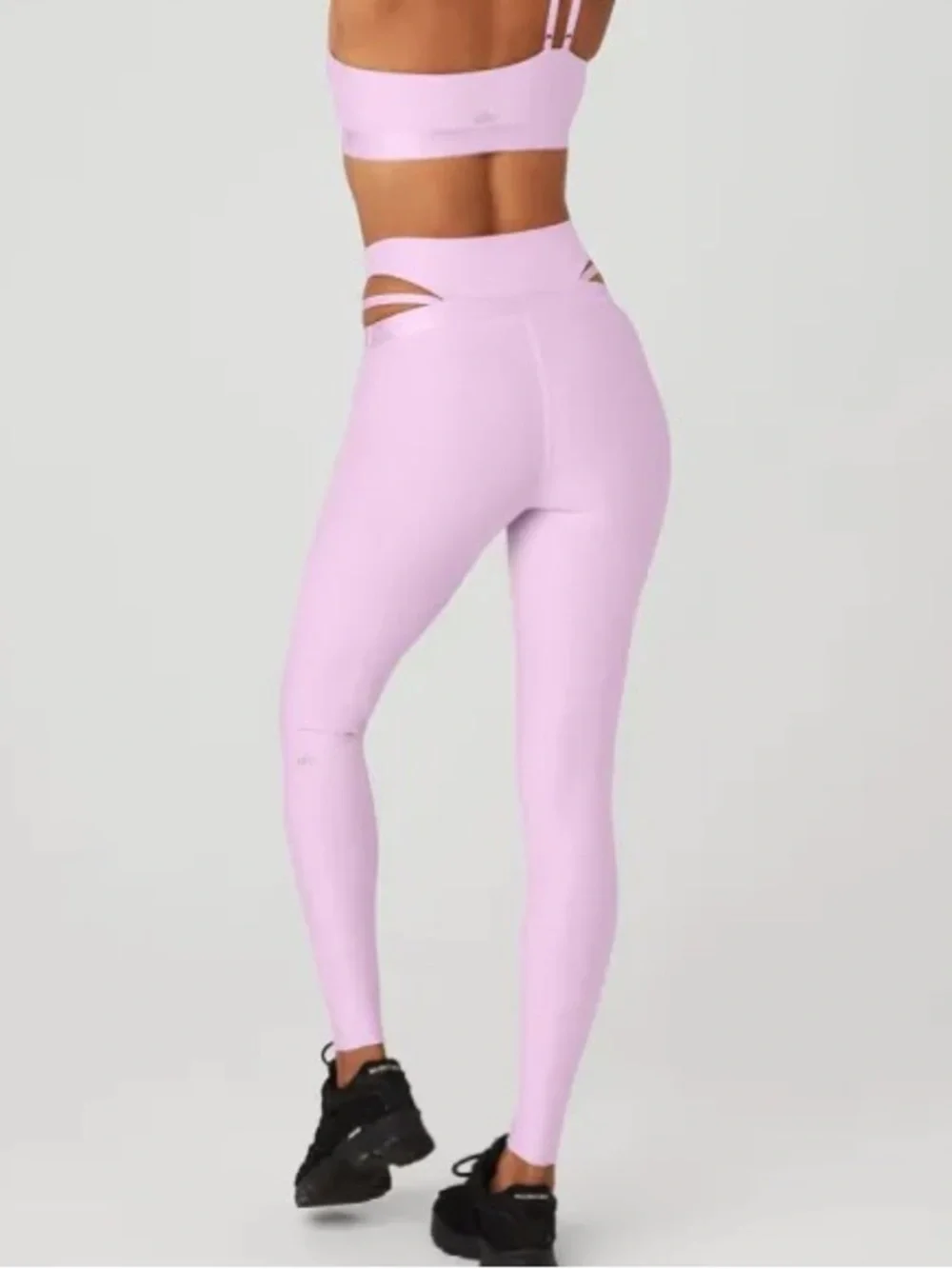 NWT ALO Airlift Extreme High Waist All Nighter Legging SugarPlum Pink size Small